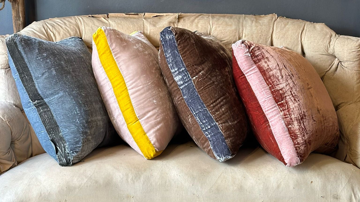 Velvet James Cushion - Toulouse