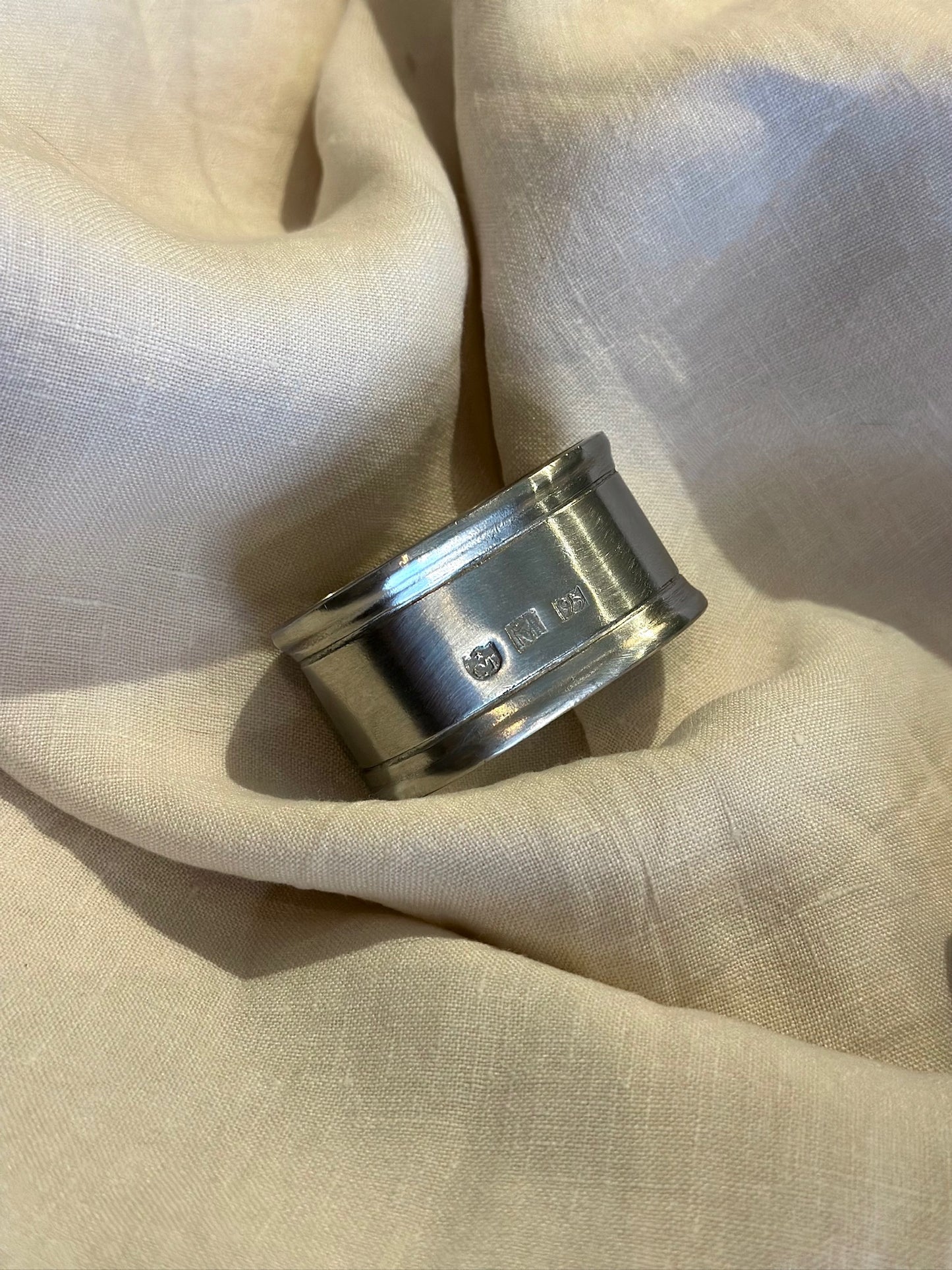 'Lombardia' Oval Napkin Rings by Cosi Tabellini