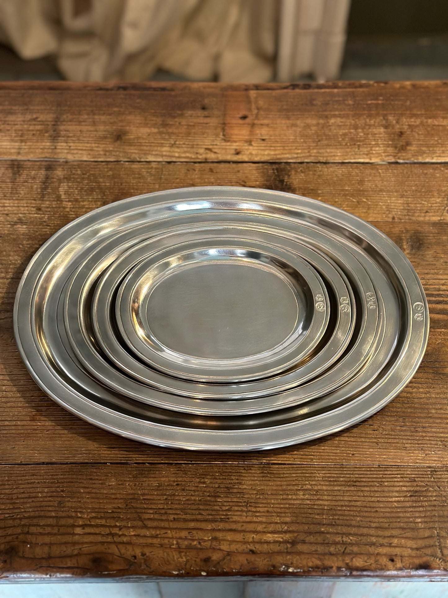 'Orvieto' Oval Platter in Pewter by Cosi Tabellini - 38 X 28