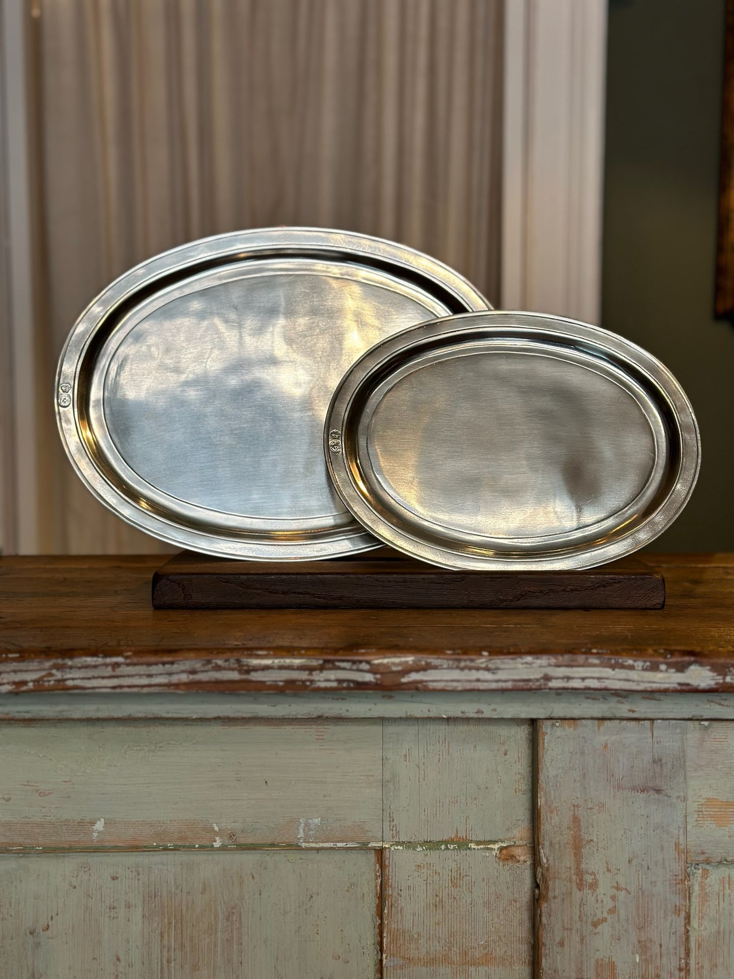 'Orvieto' Oval Platter in Pewter by Cosi Tabellini - 38 X 28