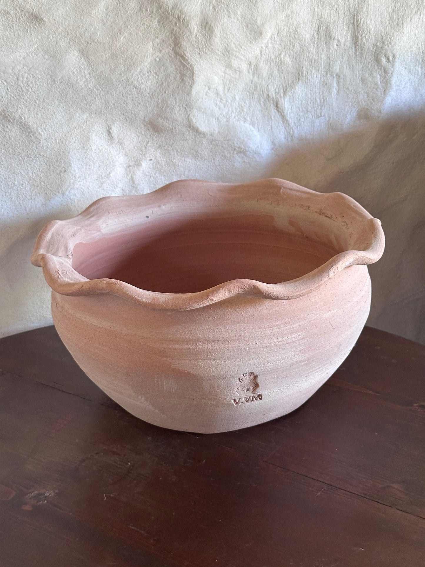 Vaso ondulato in terracotta fatto a mano - Piccolo
