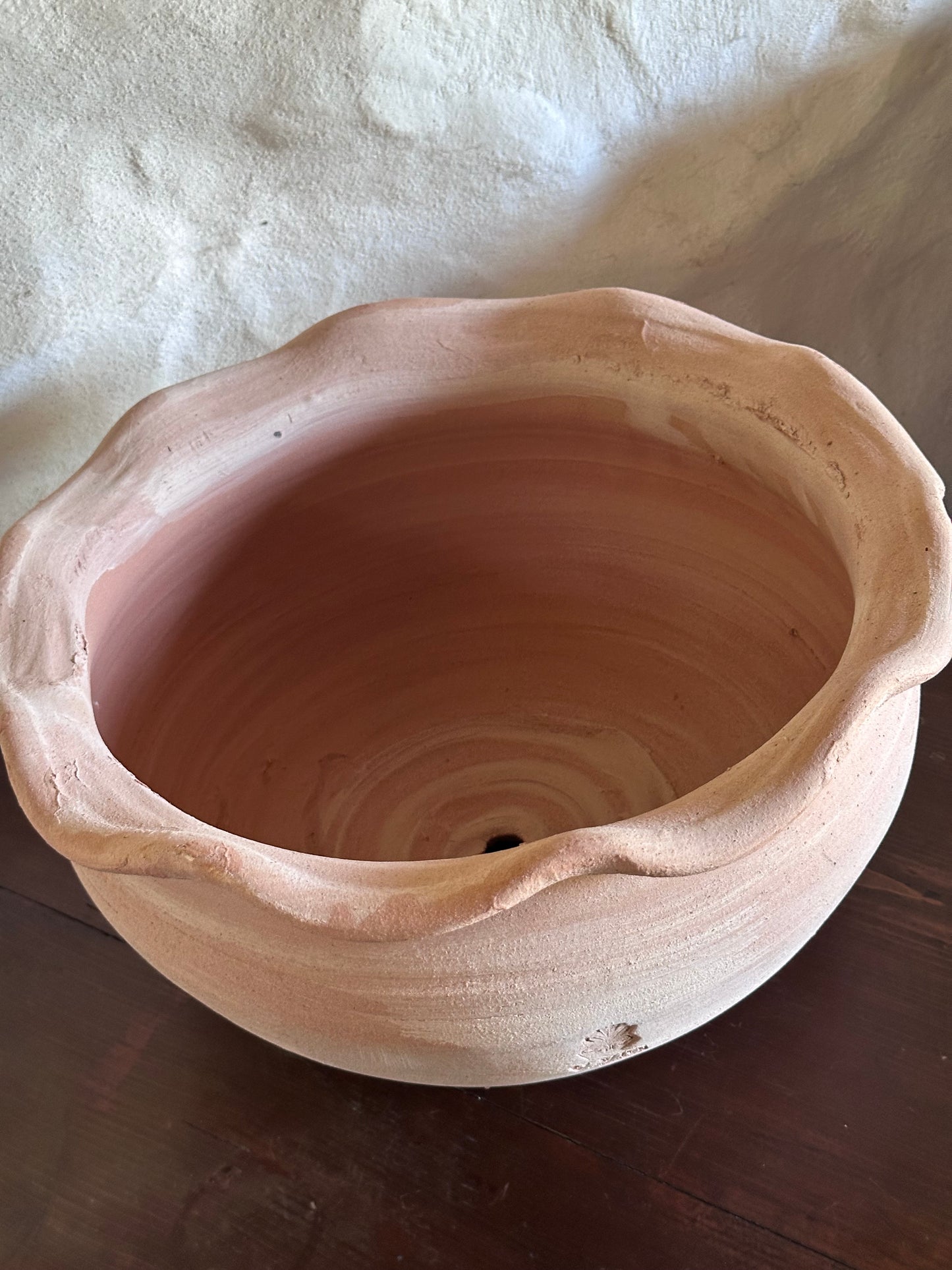 Vaso ondulato in terracotta fatto a mano - Piccolo
