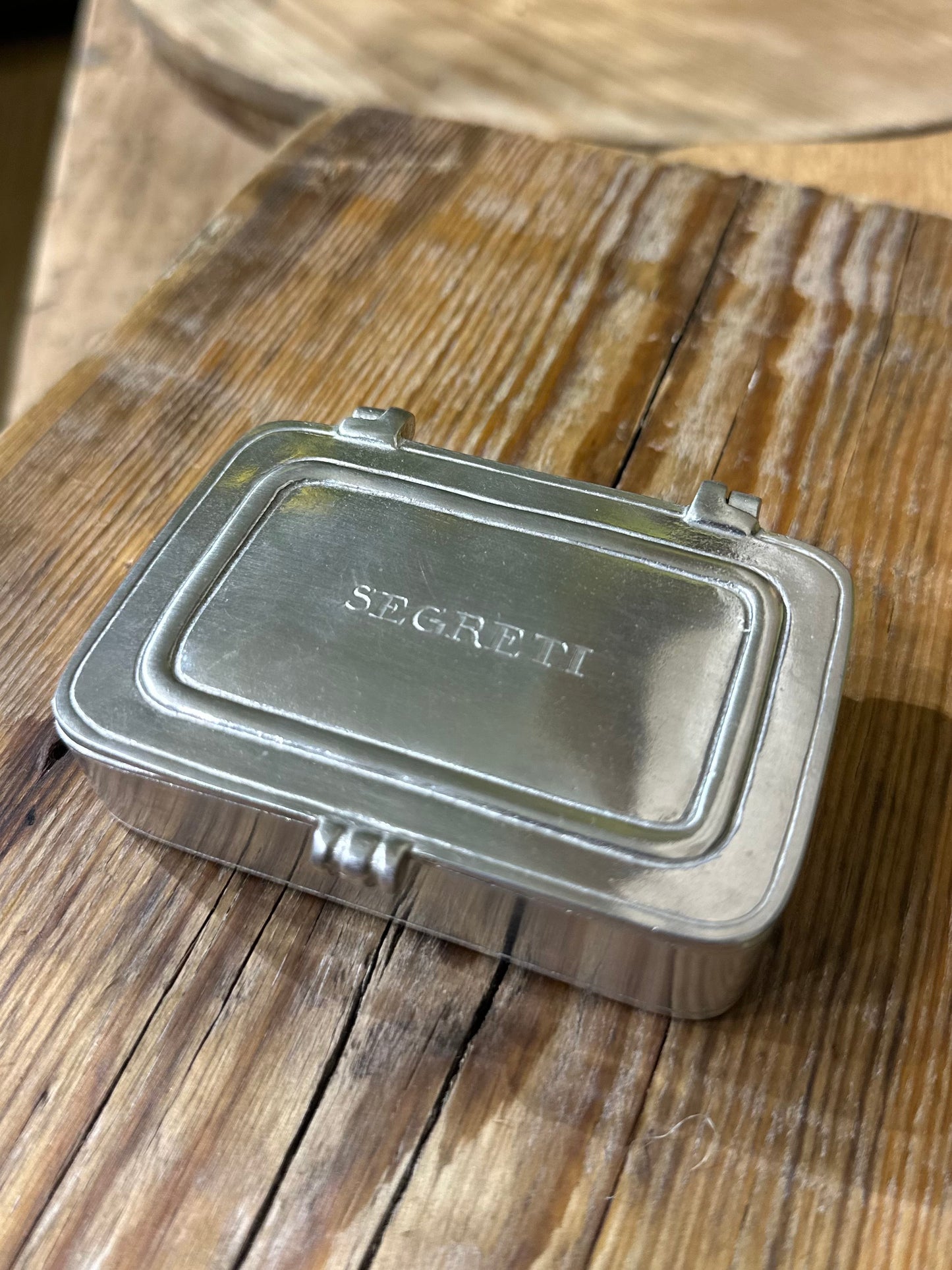 Adorable Pewter Box - Segreti