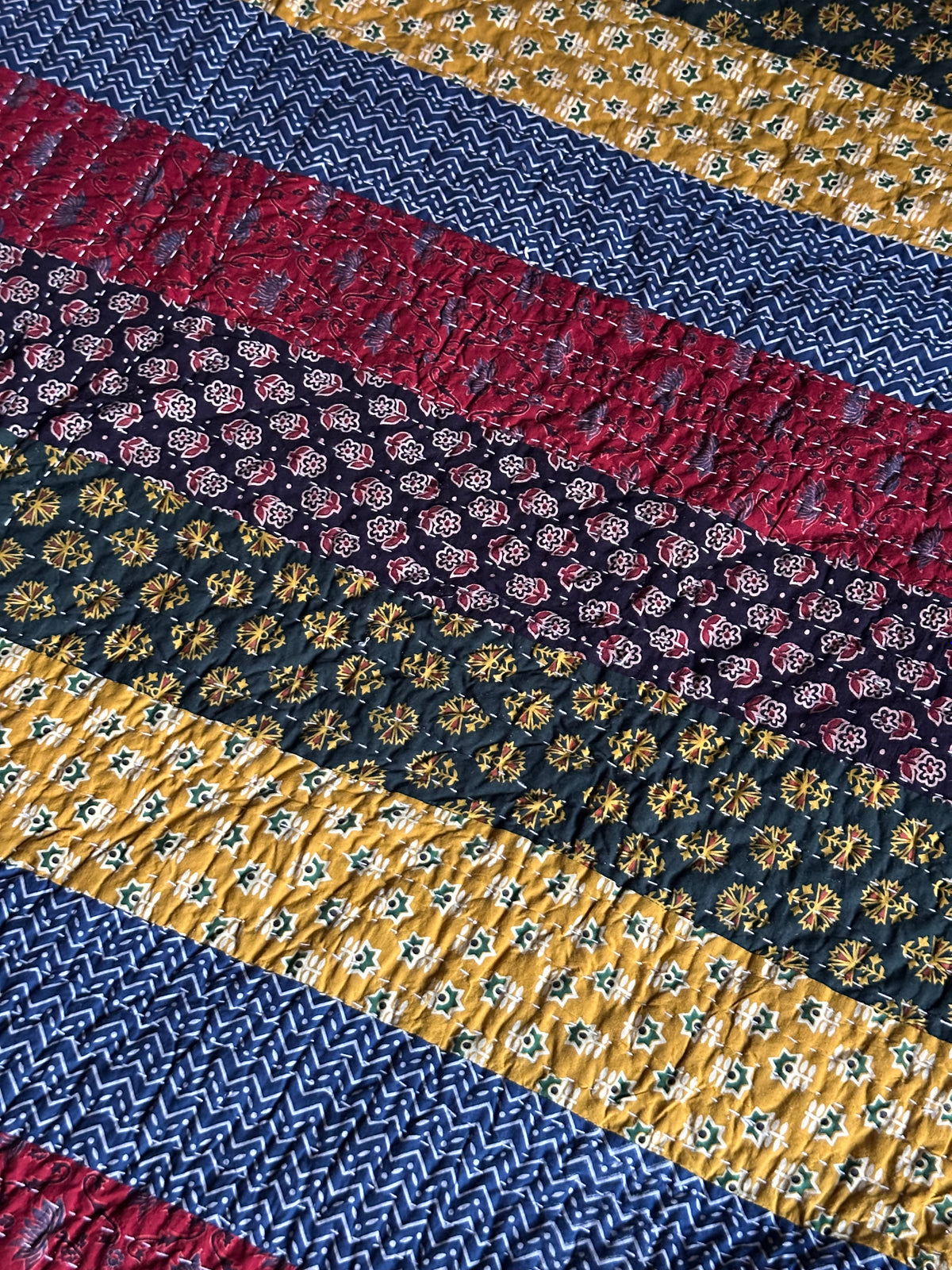 V.VM Patchwork Quilt, Colored Wheels - Double Bed No. 4