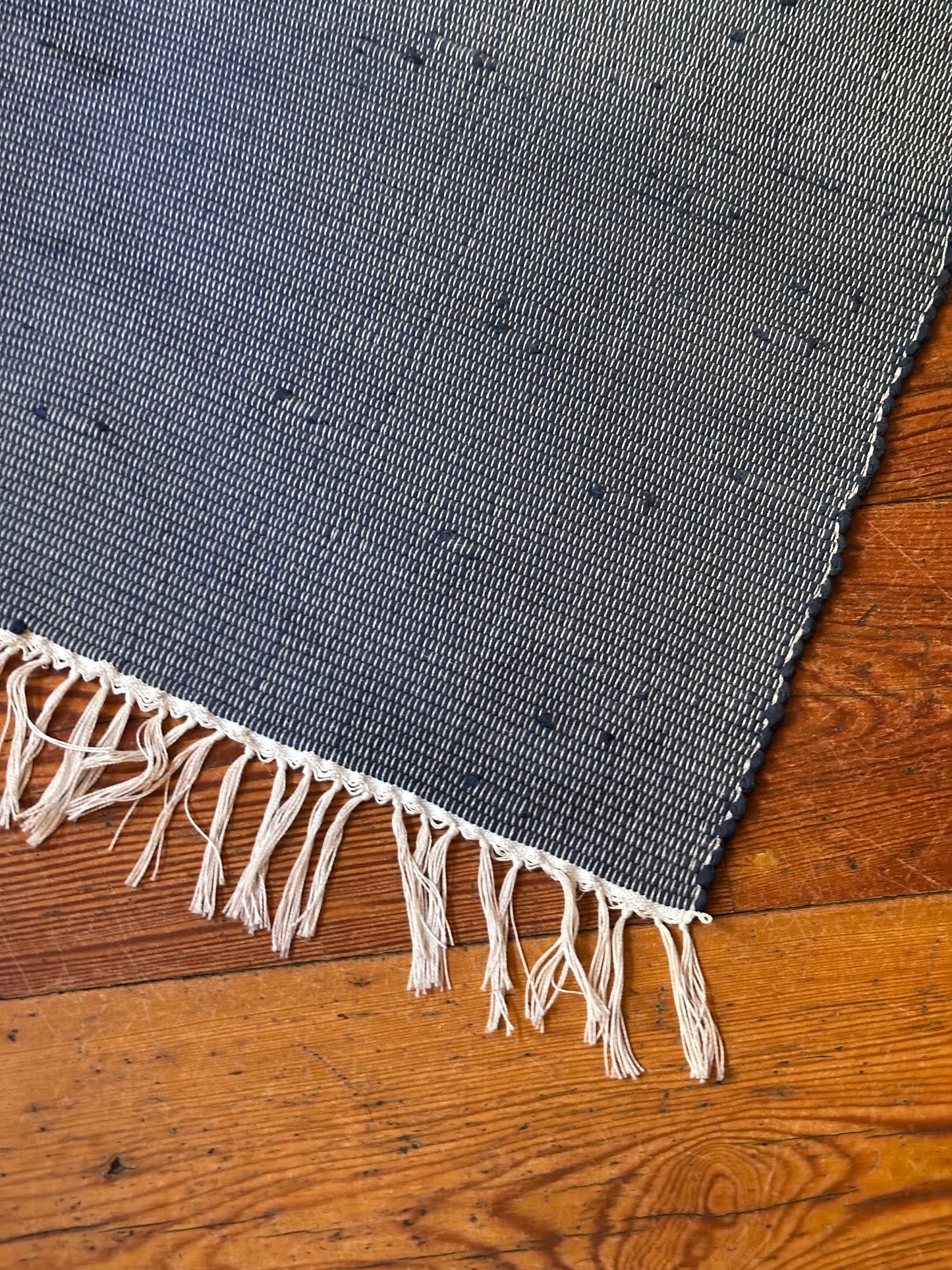Tappeto italiano fatto a mano - Indaco - 40 cm X 75 cm