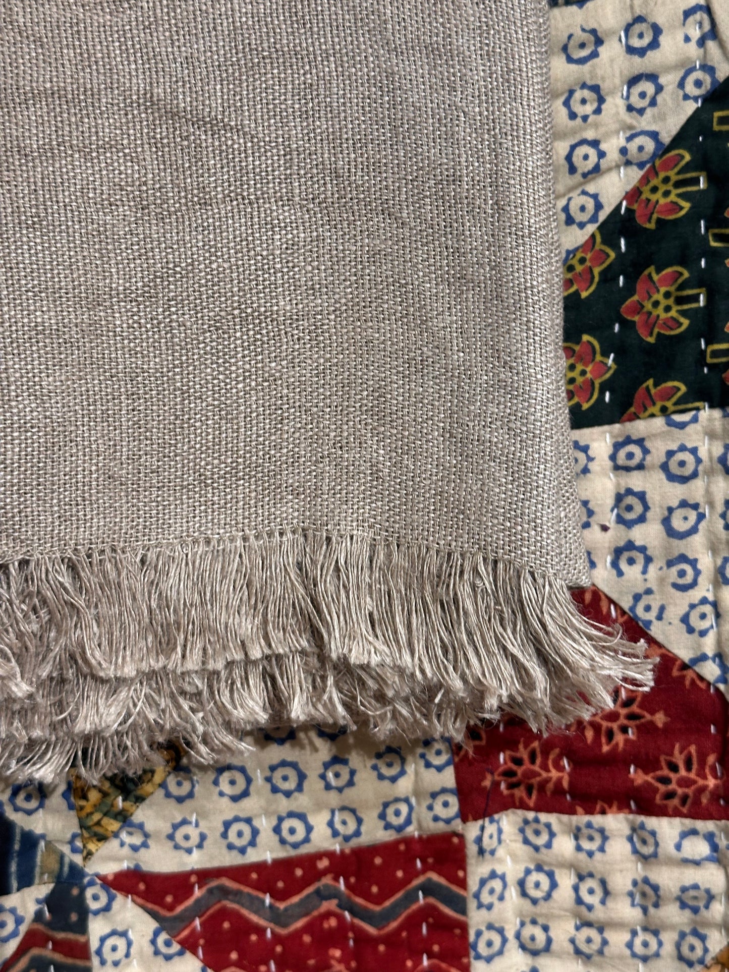 V.VM Linen Fringe Towel - White Melange