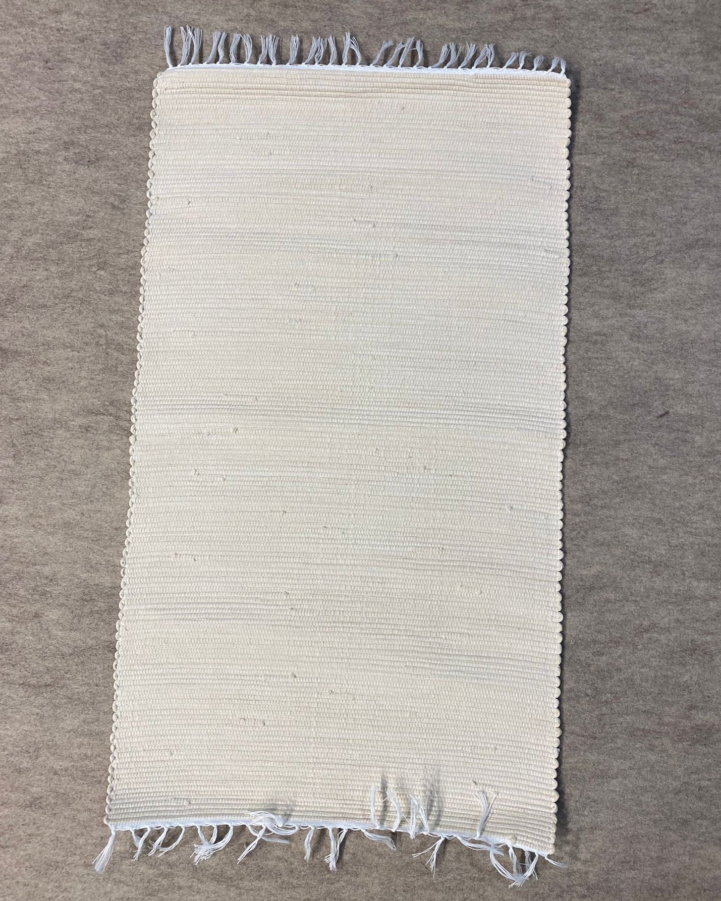 Tappeto fatto a mano V.VM - Ecru