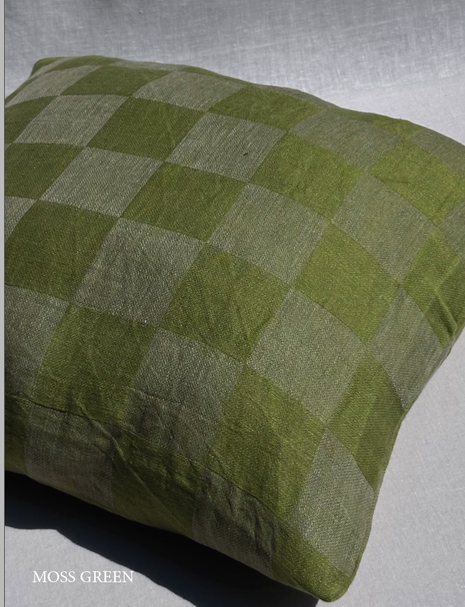 Cuscino in lino a quadri azzurri V.VM – 50 x 50 cm