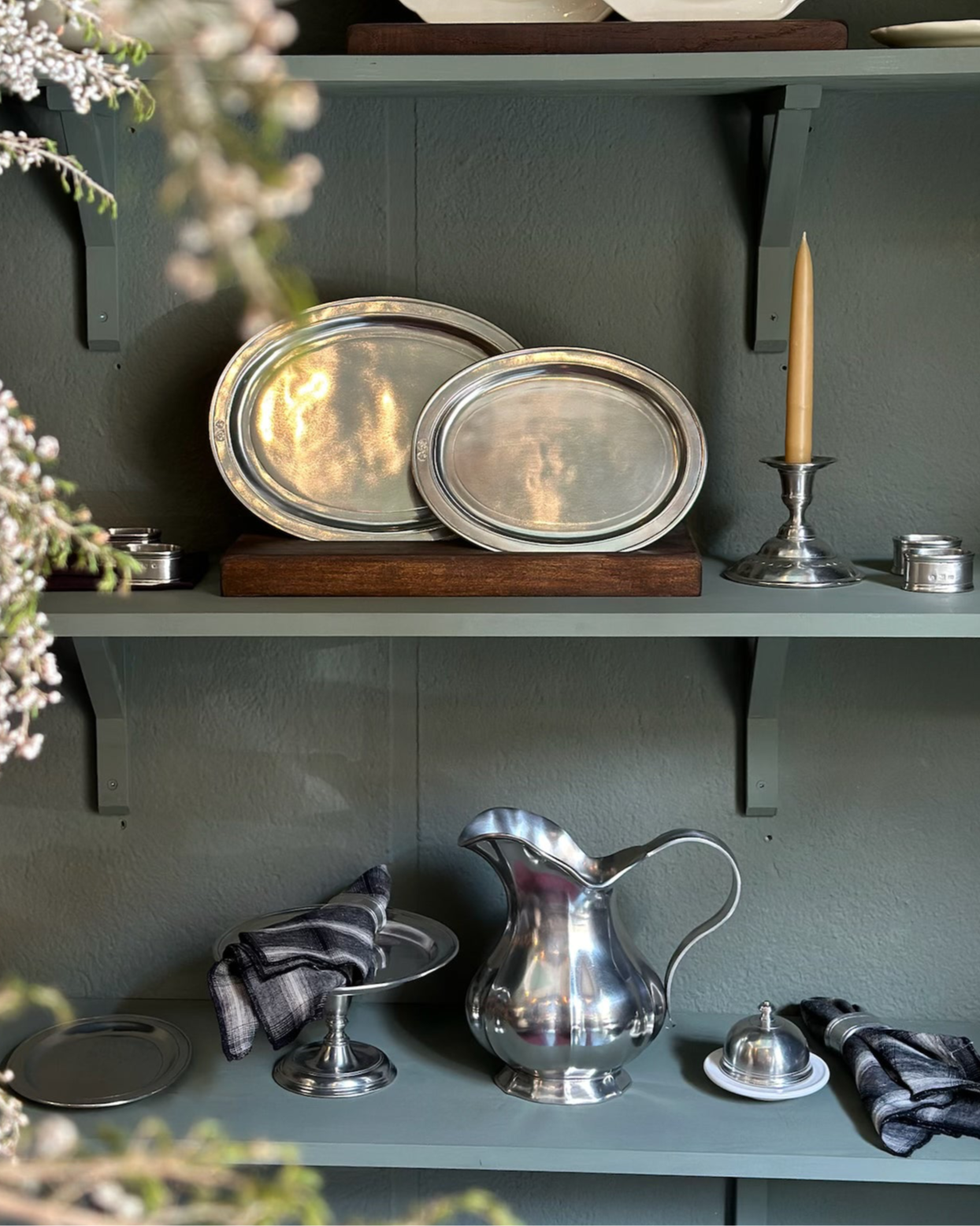 The Small 'Orvieto' Oval Platter in Pewter by Cosi Tabellini