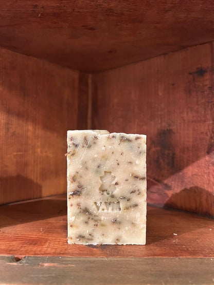 Vicolo Via Mameli eucalyptus soap bar, 150g, cold-process, made in Italy.