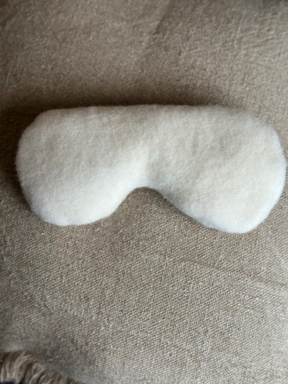 Maschera per gli occhi in montone con ripieno di lavanda