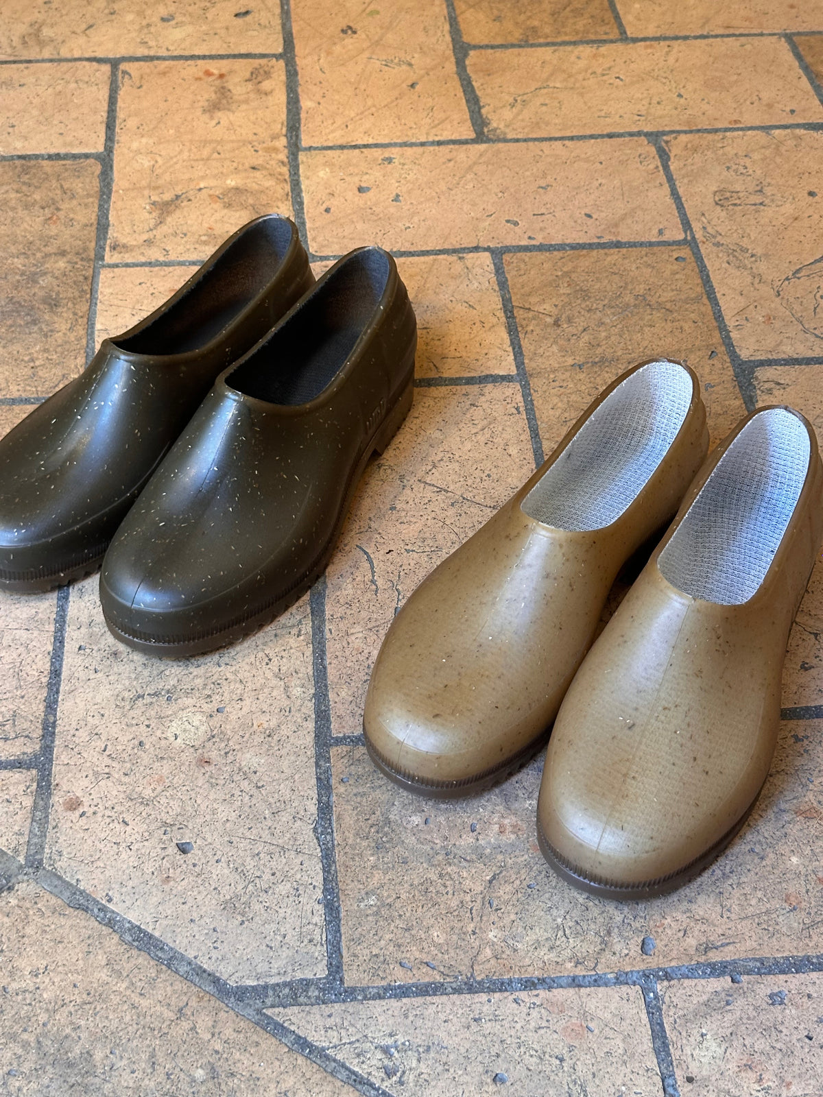 Gardana Dark Hemp Clog by Plasticana