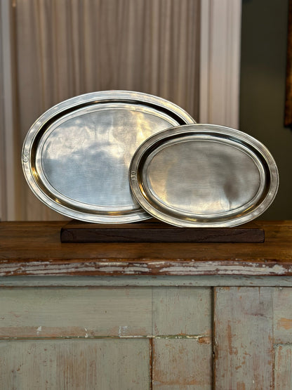 Il Grande Piatto Ovale 'Orvieto' in Peltro di Cosi Tabellini