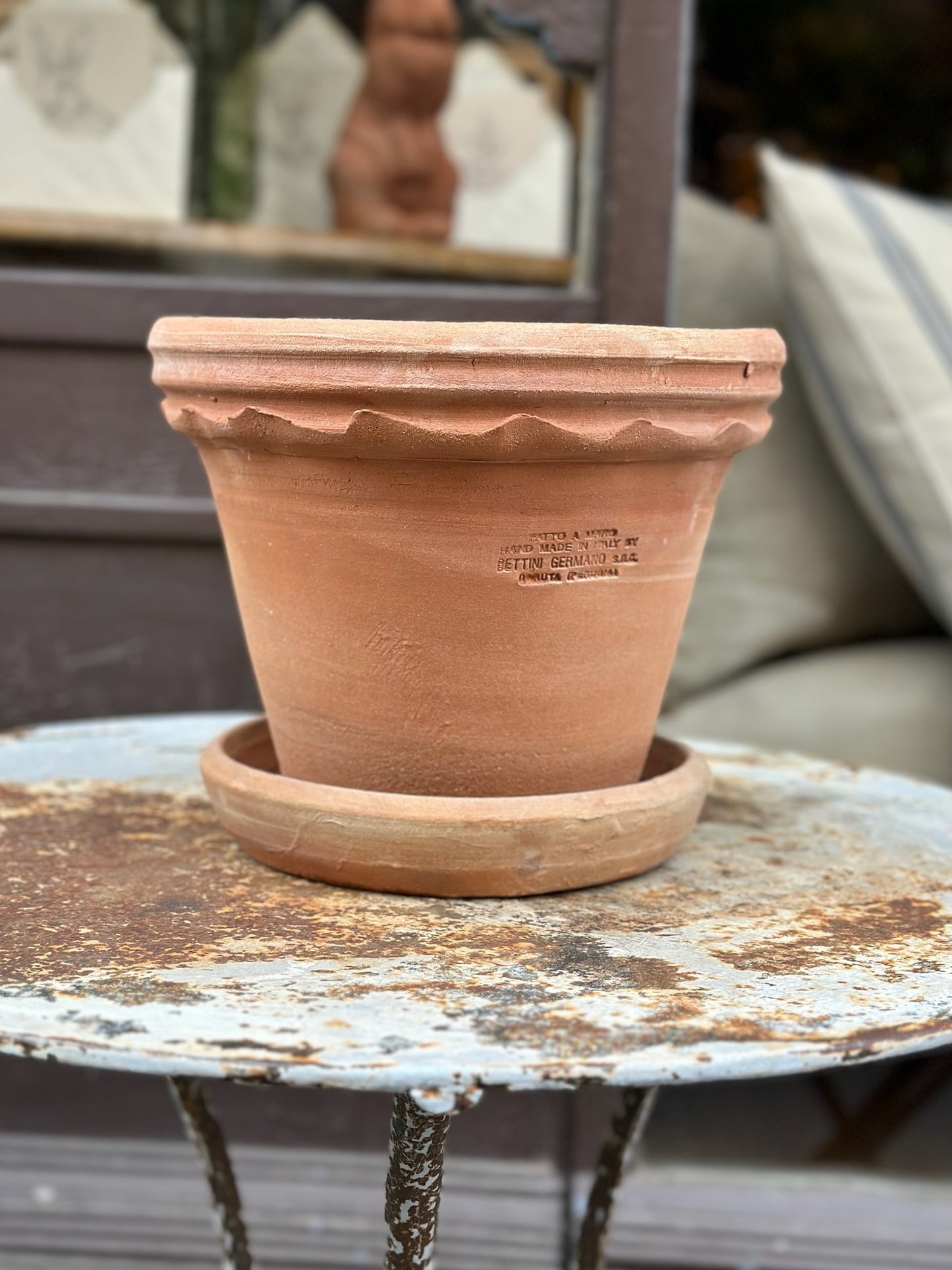 Handmade Terracotta Pot - Medium