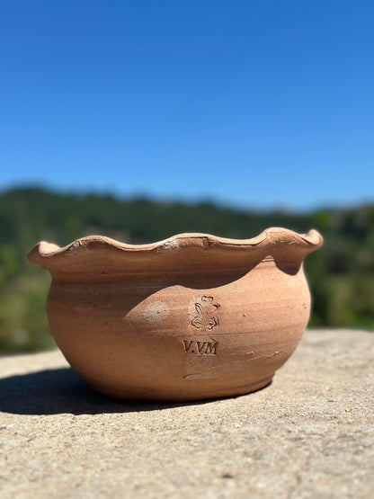 V.VM Handmade Terracotta Wavy Pot - 25cm