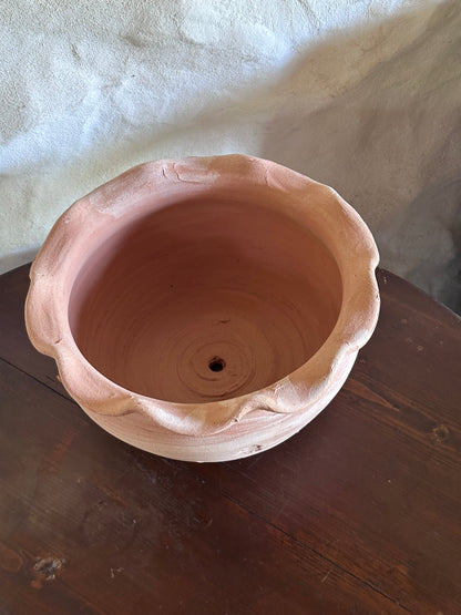 Vaso ondulato in terracotta fatto a mano - Piccolo