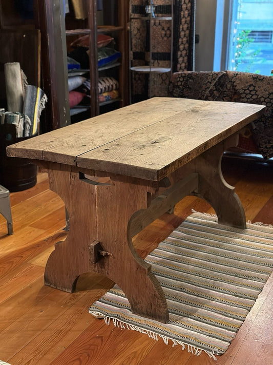 Antique Rustic Oak Dining Table - Early 1900
