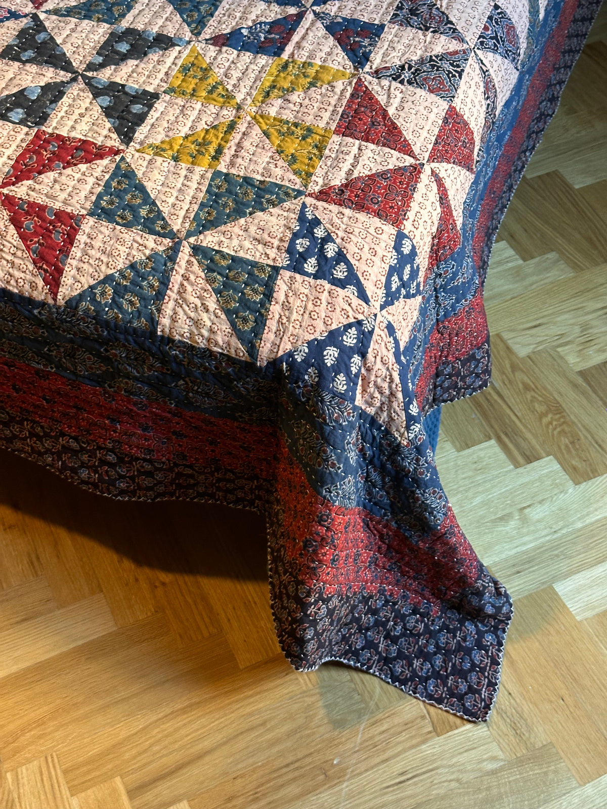 V.VM Patchwork Quilt, Colored Wheels - Double Bed No. 1