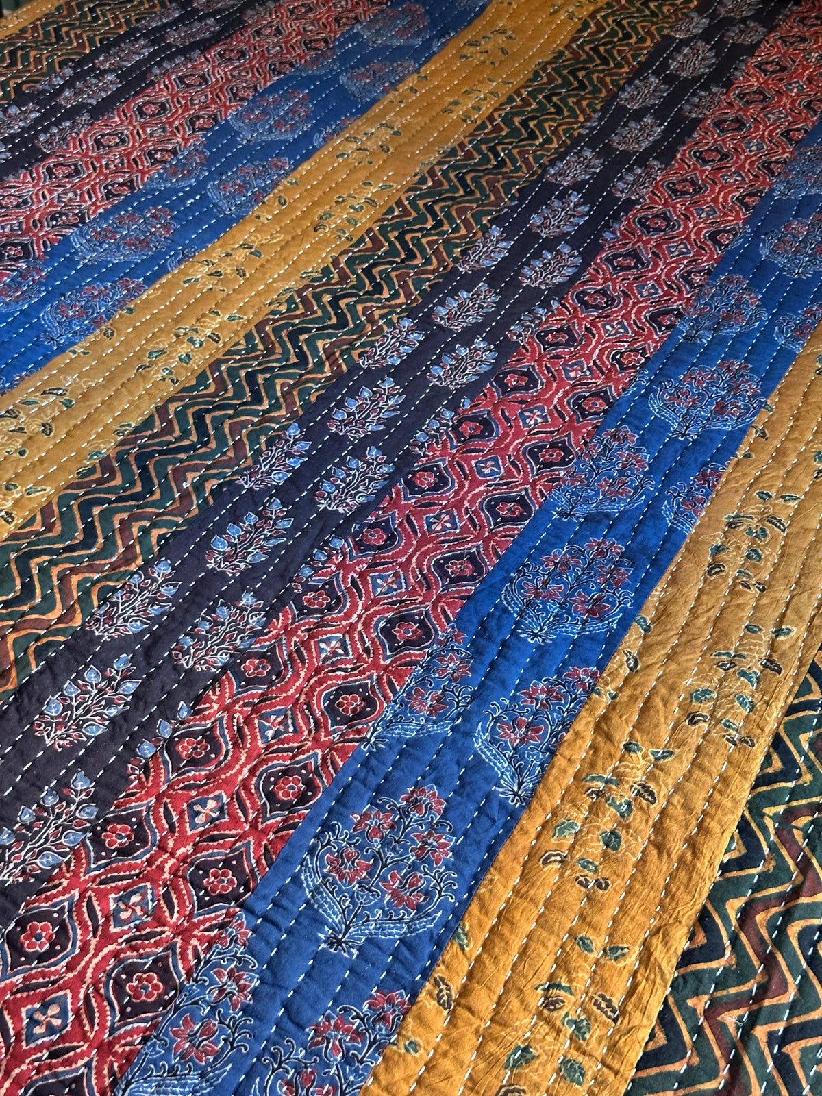 V.VM Patchwork Quilt, Colored Wheels - Double Bed No. 1