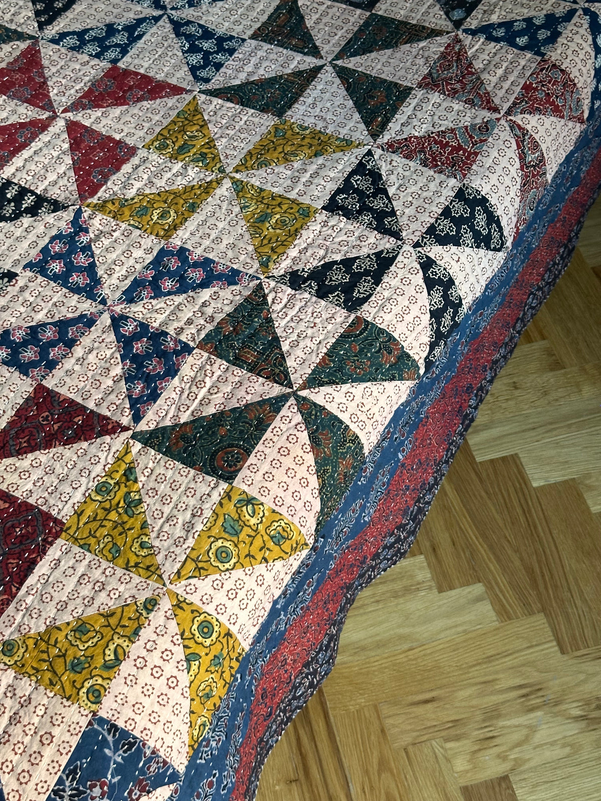 V.VM Patchwork Quilt, Colored Wheels - Double Bed No. 6
