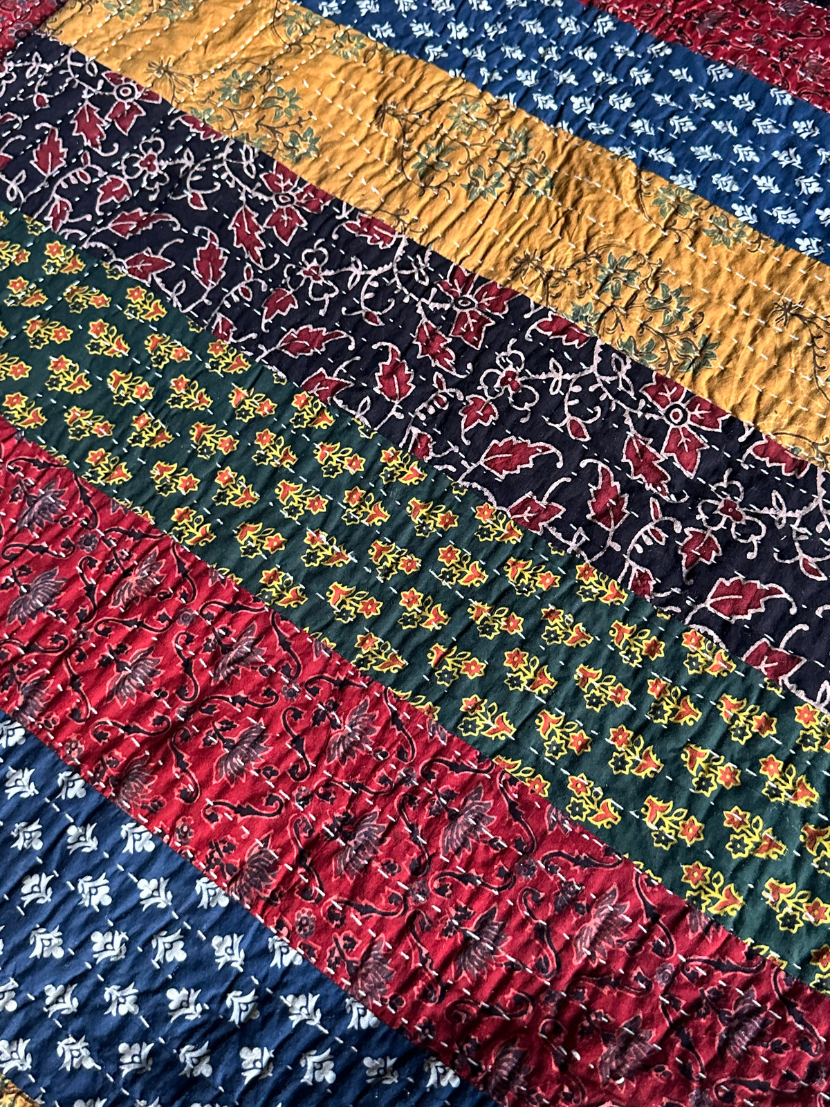V.VM Quilt - Colored Wheels - Single No. 3