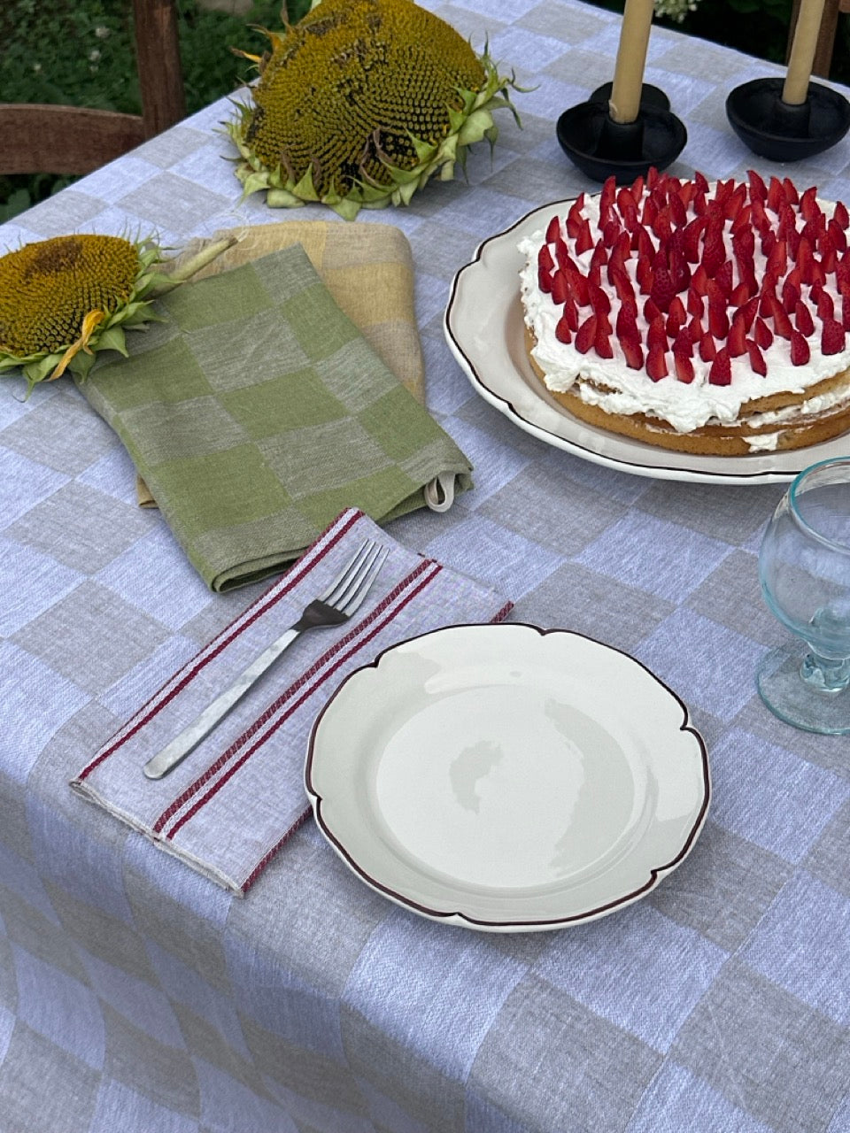 V.VM White Check Linen Tablecloth