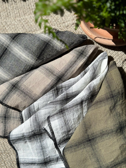 Set of Linen Check Napkins - Green