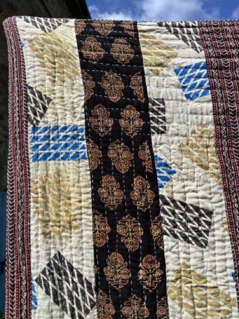 V.VM Quilt Black & White Triangles 2 - Single
