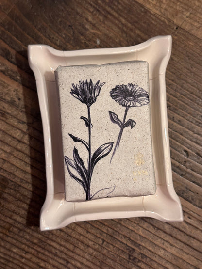 Portasapone in ceramica fatto a mano - Tovagliolo milanese - Bianco