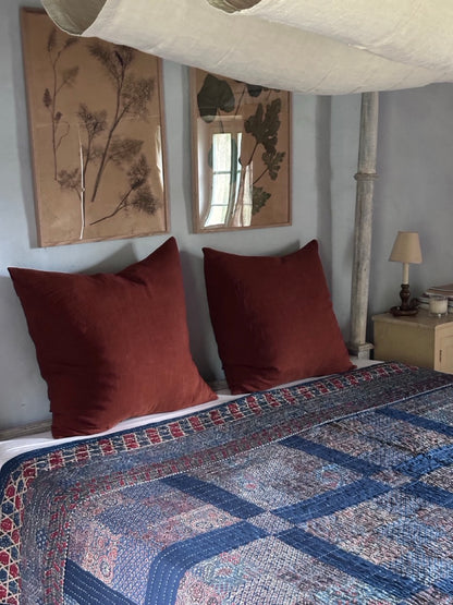 V.VM Quilt Mono-Blue Quadrants - Double