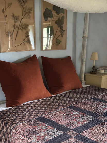 V.VM Quilt Mono-Black Quadrants - Double