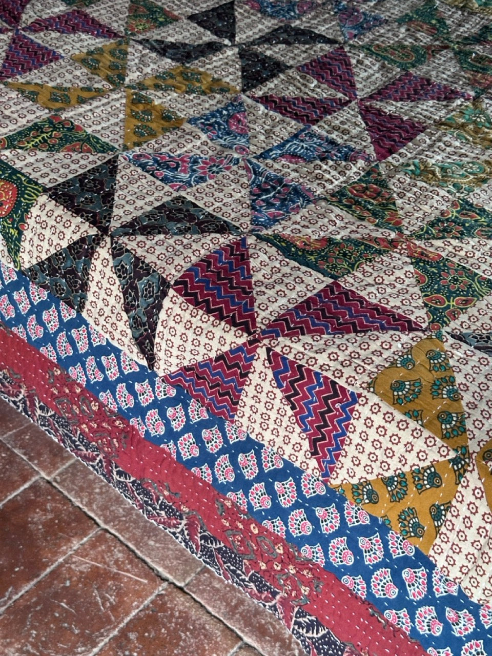V.VM Quilt Colored Wheels - Double