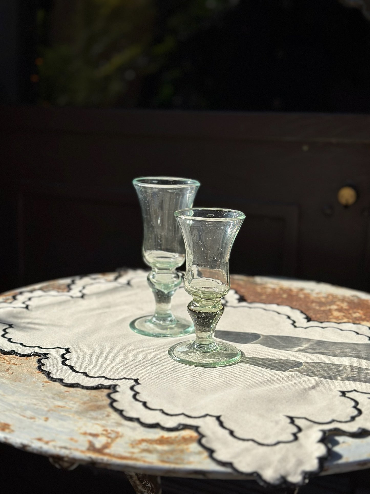 Bicchiere da vino bianco soffiato a mano - Trasparente