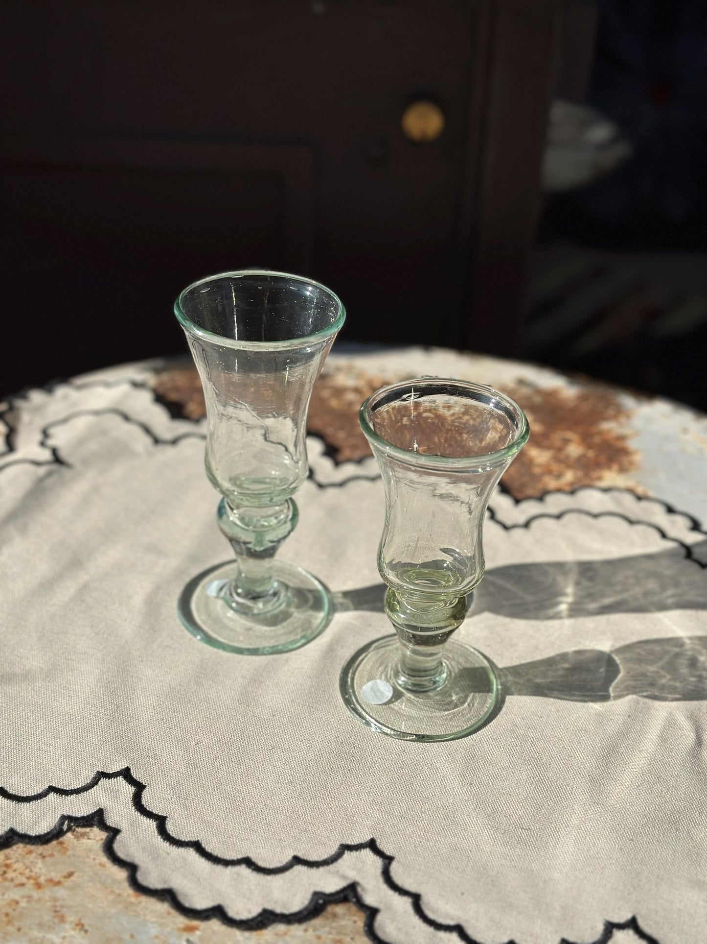 Bicchiere da vino bianco soffiato a mano - Trasparente