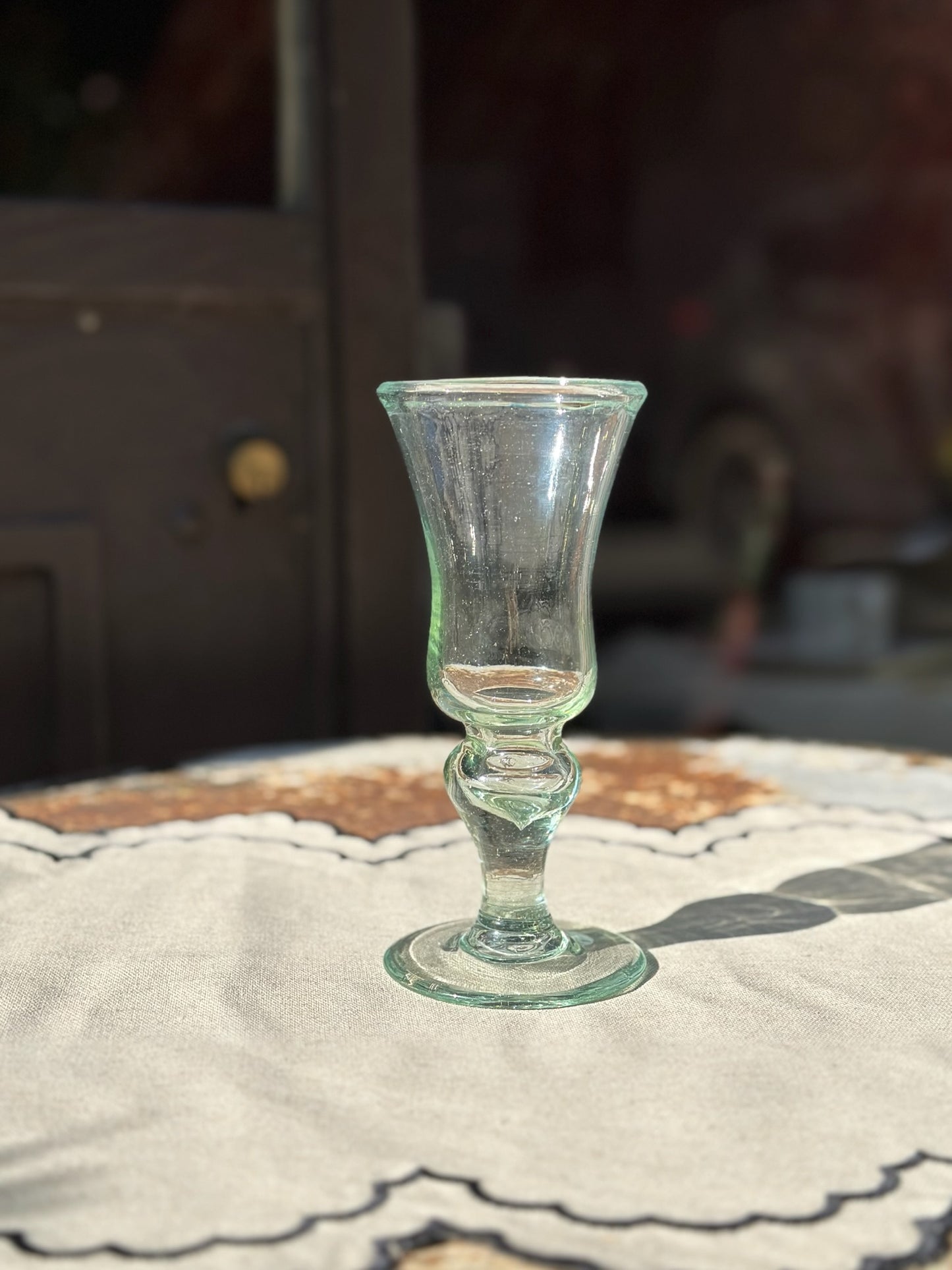 Bicchiere da vino bianco soffiato a mano - Trasparente