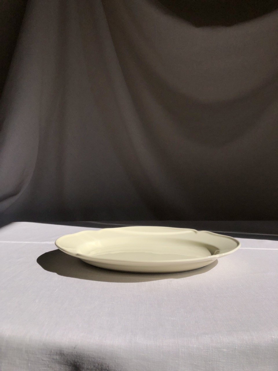 V.VM Cream Collection - Large Oval Serving Platter