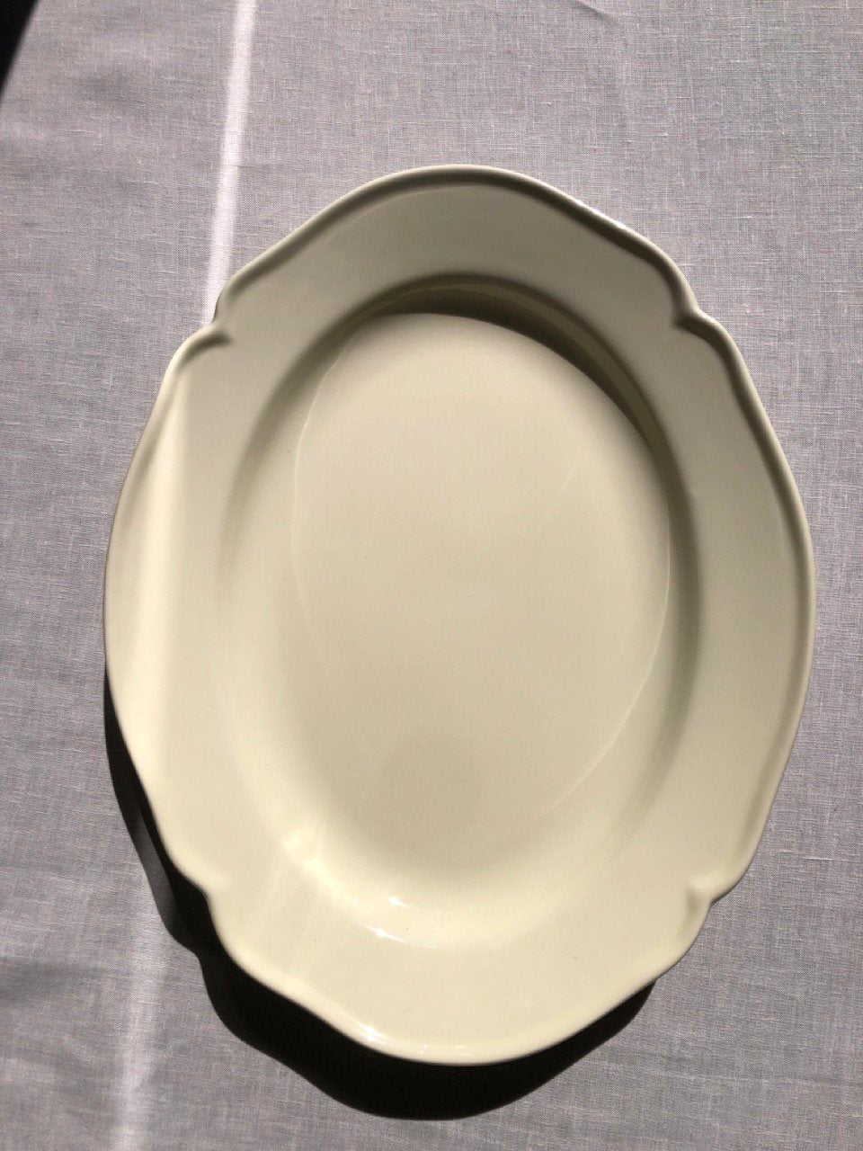 V.VM Cream Collection - Large Oval Serving Platter