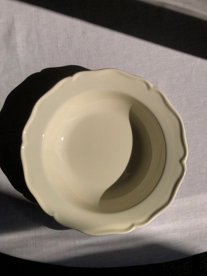 V.VM Cream Collection - Dinner Bowl
