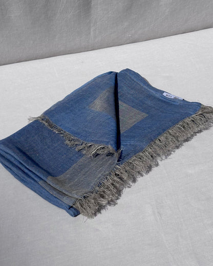 V.VM Linen Scarf - Light Blue