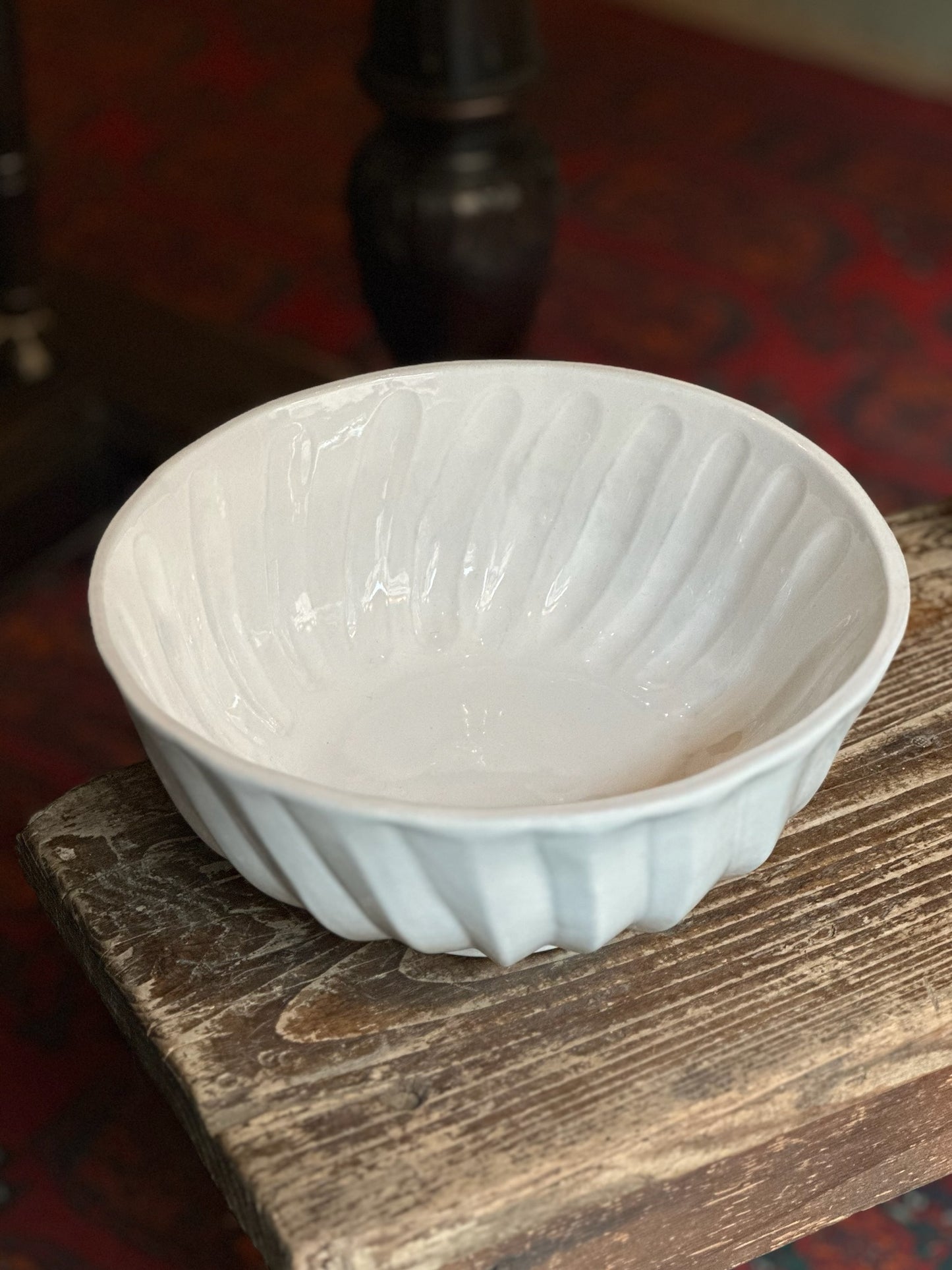 Ceramic Wavy Bowl - Medium