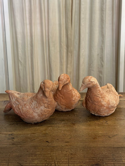 Colomba in terracotta fatta a mano