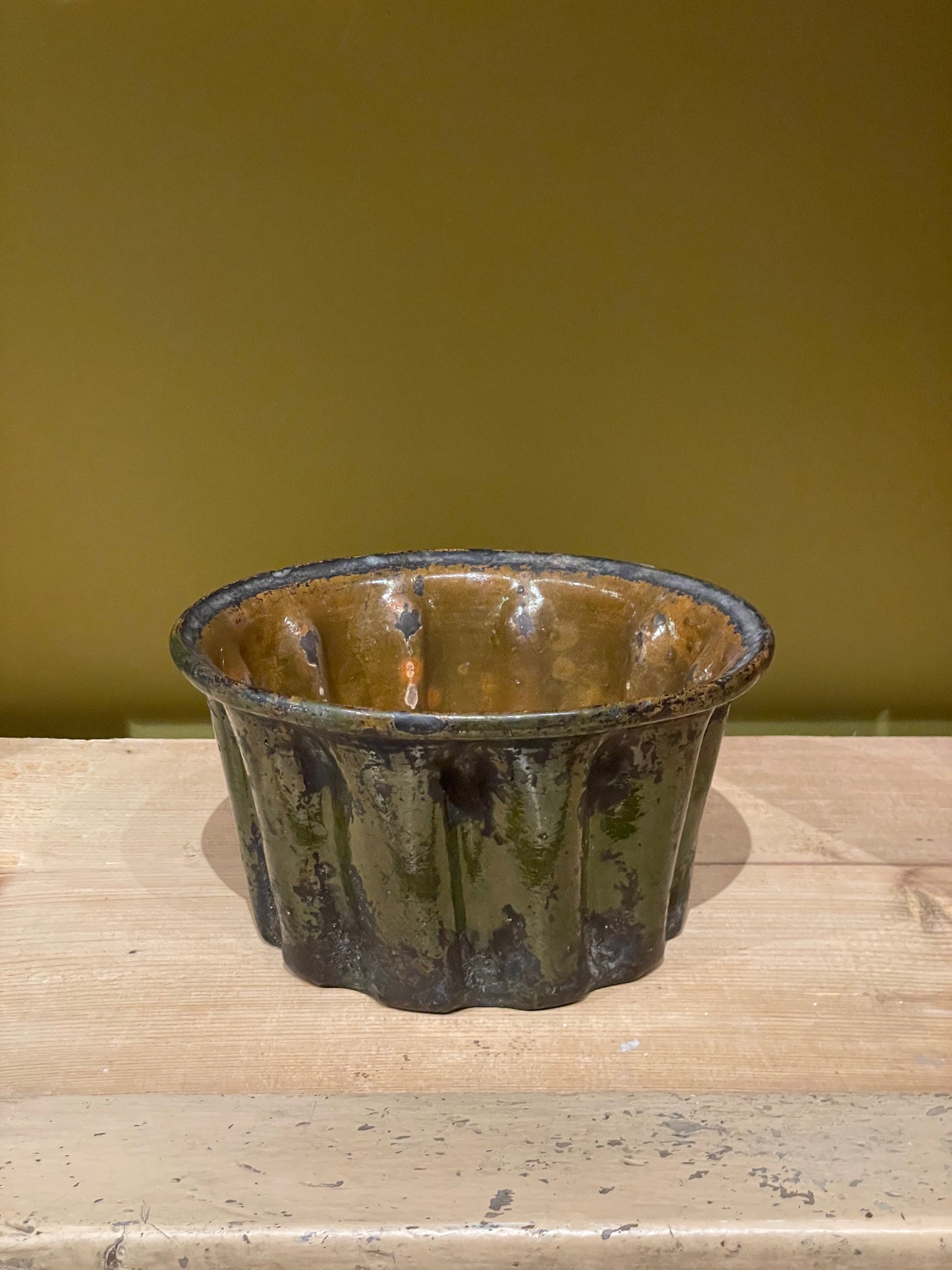 Antique Budino Cake Mold - Small Green