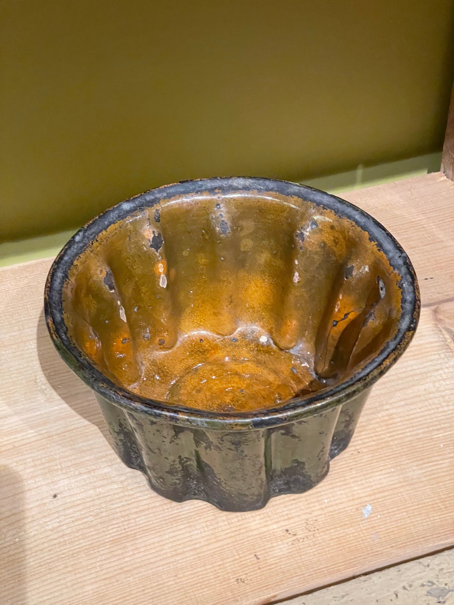 Antique Budino Cake Mold - Small Green