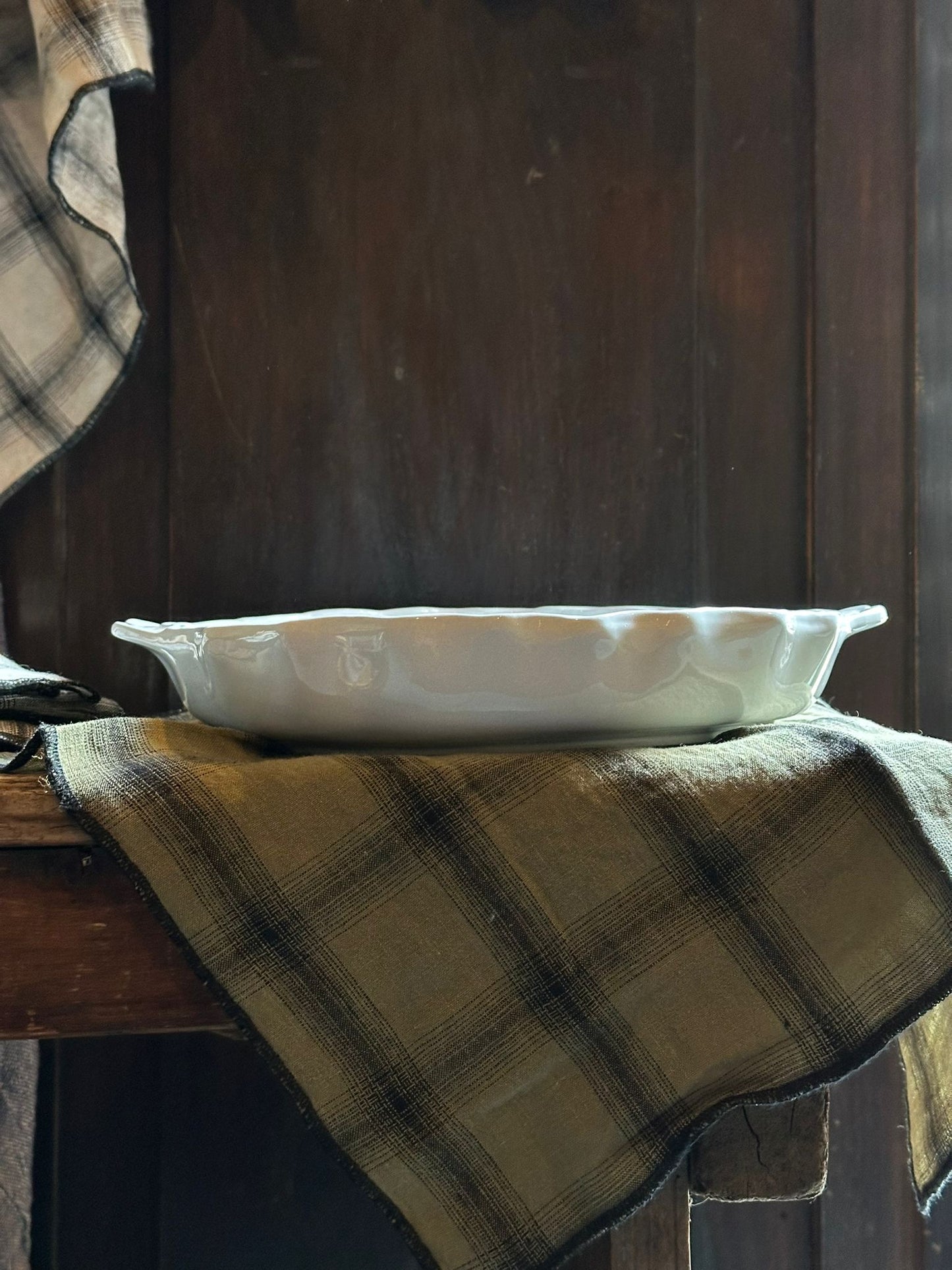Ceramic ‘Baroque’ Pie Dish – Handcrafted Italian Elegance