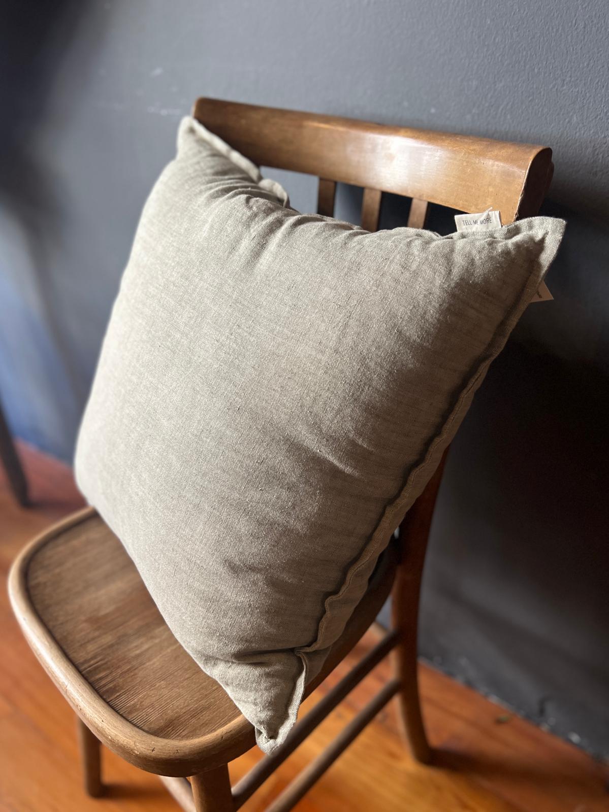Linen Pillow 50 x 50 - Light Sage