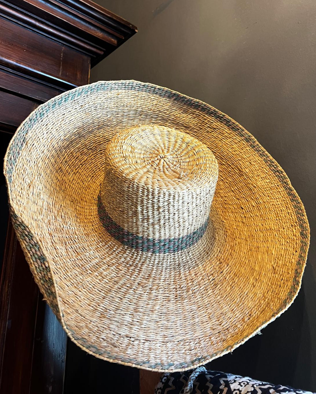 Vintage Wide Brim Straw Hat W/Green Line