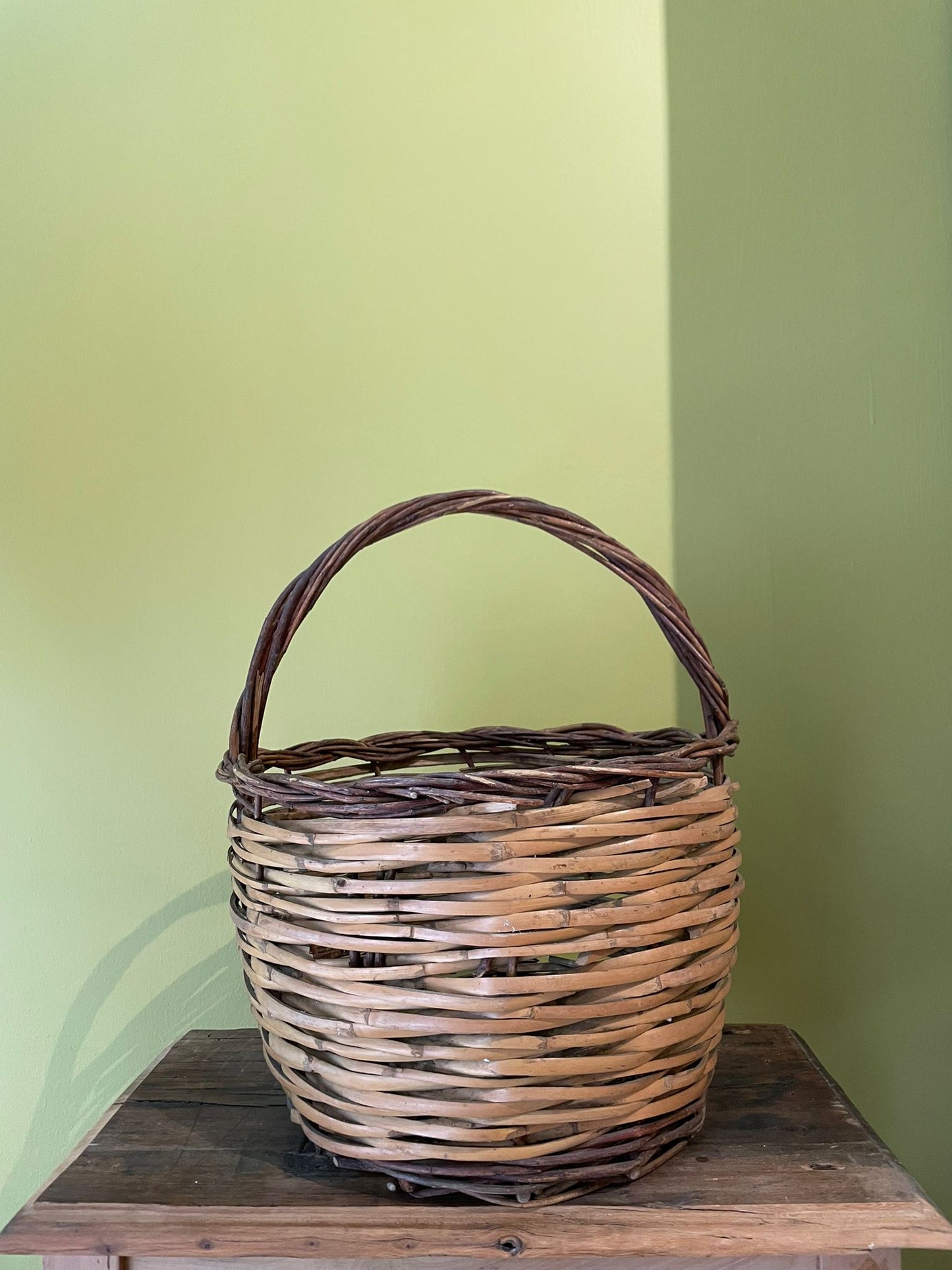 Antique Round Basket With Handle