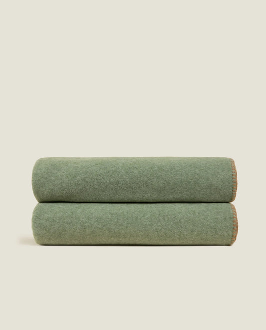 Bamboo Blanket in Moss