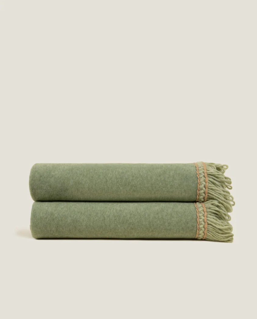 Bamboo Blanket in Moss