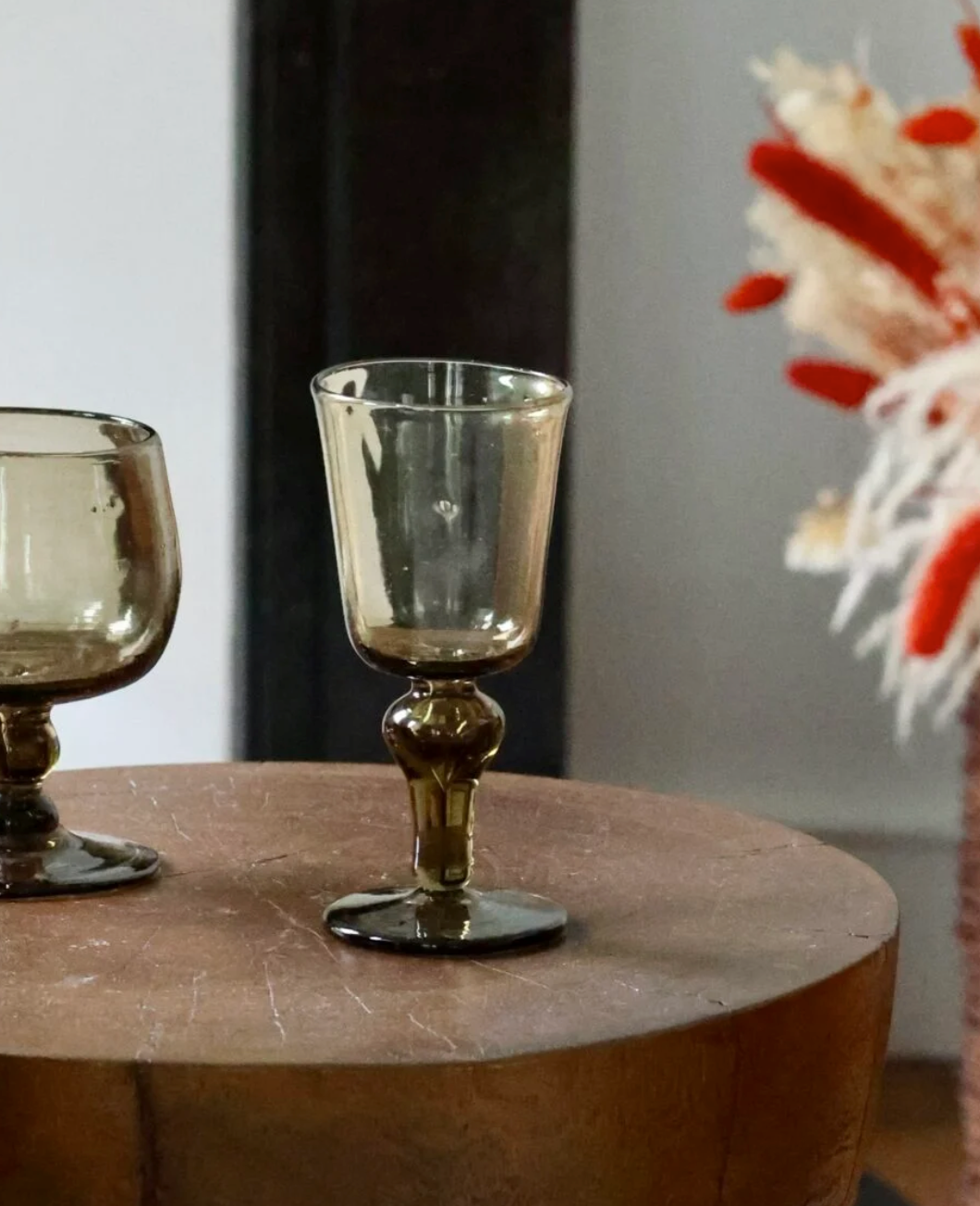 Bicchiere da vino bianco soffiato a mano - Trasparente